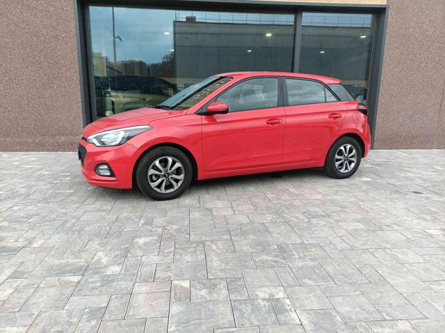 HYUNDAI i20 1.2 5 porte Tech Immagine 3