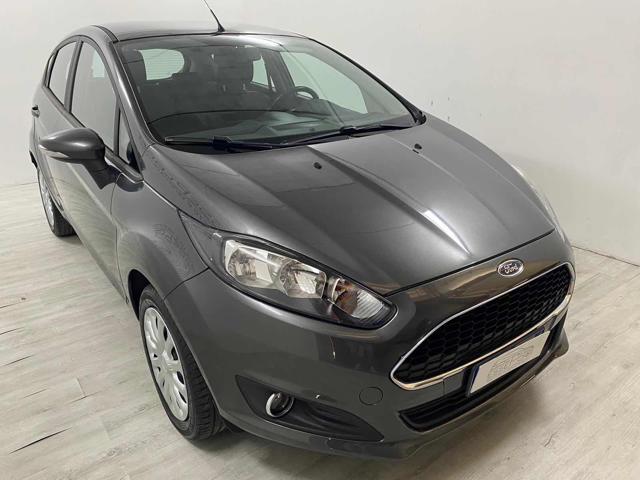 FORD Fiesta 1.2 60CV 5 porte 80.000KM NEOPATENTATI Immagine 1