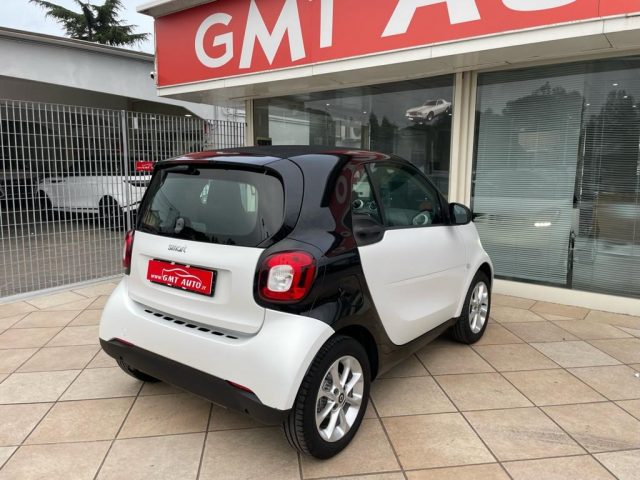 SMART ForTwo 0.9 90CV PASSION PANORAMA NAVI Immagine 3