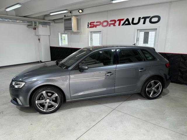 AUDI A3 SPB 1.6 TDI 116 CV S tronic Sport Immagine 3