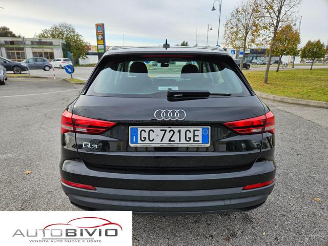 AUDI Q3 35 TDI S tronic Business Immagine 4