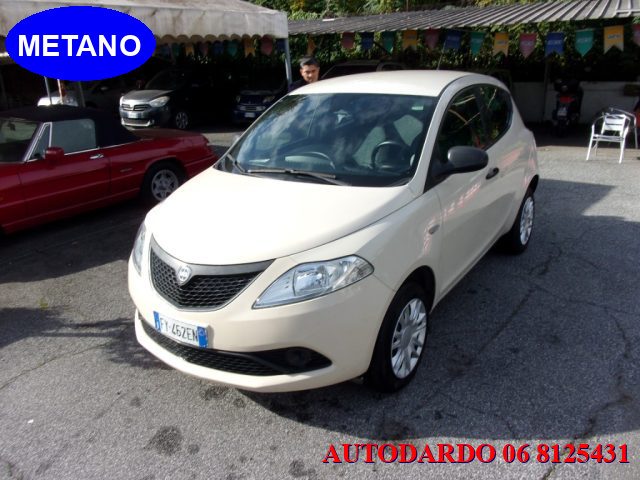 LANCIA Ypsilon 0.9 TwinAir 5 porte Metano Ecochic Gold Immagine 2