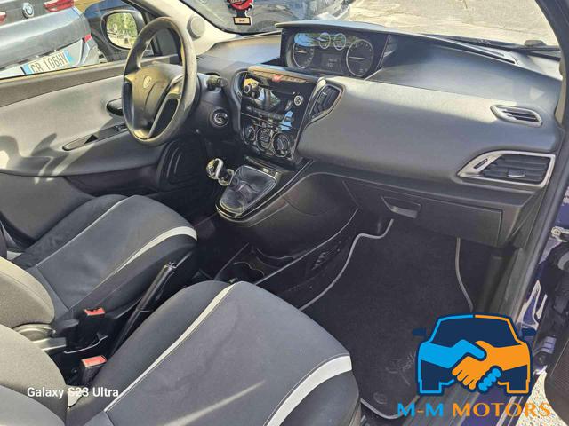 LANCIA Ypsilon 1.2 69 CV 5 porte Elefantino Immagine 2