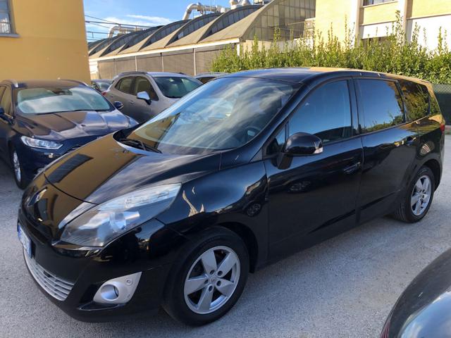 RENAULT Scenic 1.5 dCi 110CV 7 POSTI Immagine 3