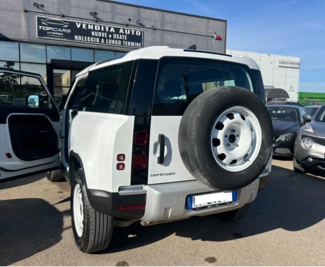 LAND ROVER Defender 90 3.0D I6 200 CV AWD Auto Commercial Immagine 4