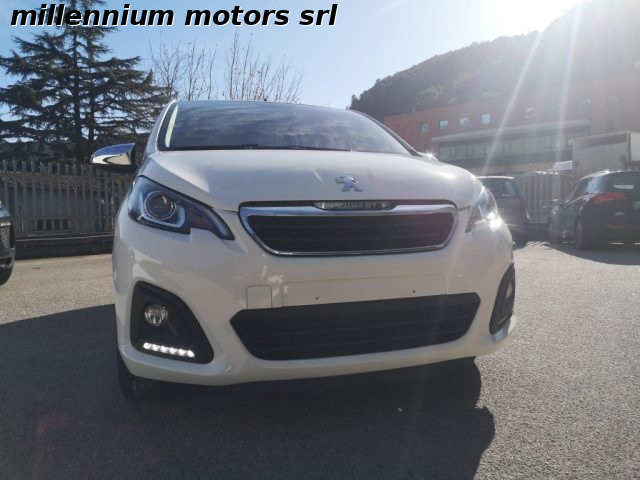 PEUGEOT 108 VTi 68 3 porte Active Immagine 1