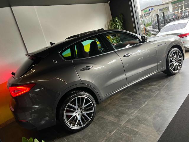 MASERATI Levante Diesel 275 CV GRANSPORT Tetto KmCertif Immagine 3