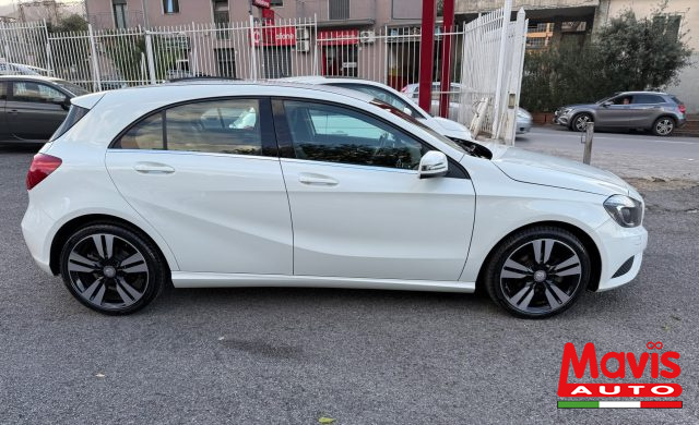 MERCEDES-BENZ A 180 CDI BlueEFFICIENCY Sport Immagine 4