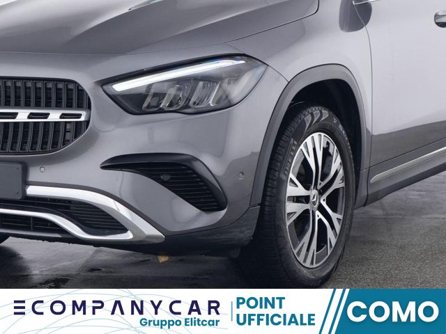 MERCEDES-BENZ GLA 200 Automatic Progressive Line Advanced Mild Hybrid Immagine 2