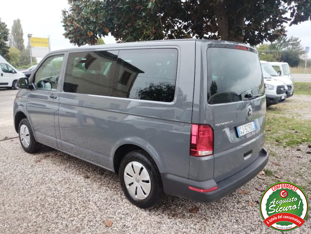 VOLKSWAGEN Caravelle 2.0 TDI 110CV PC Trendline AUTOCARRO 6 POSTI Immagine 2