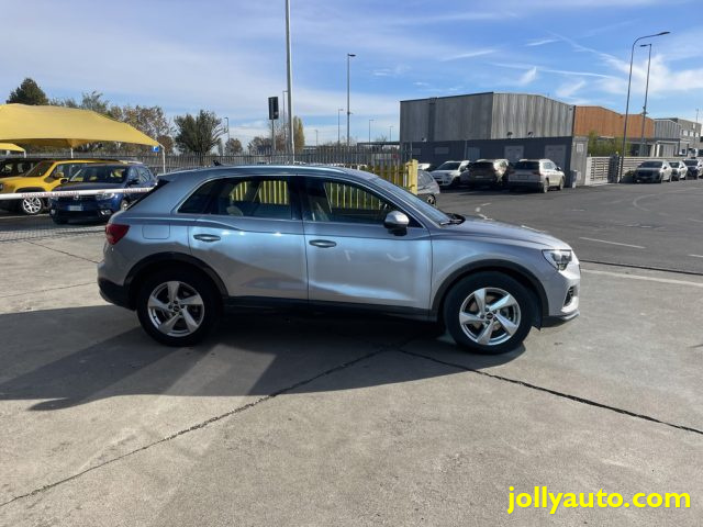 AUDI Q3 35 TDI S tronic Business Advanced Immagine 3