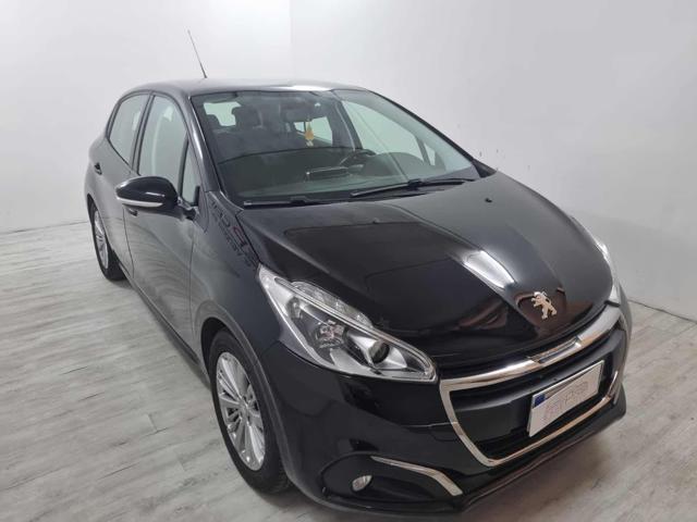 PEUGEOT 208 PureTech 82 5 porte 80.000KM Immagine 1