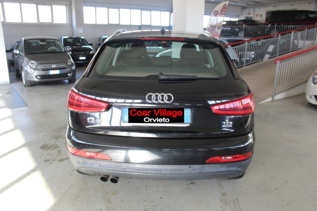 AUDI Q3 2.0 TDI quattro Immagine 4