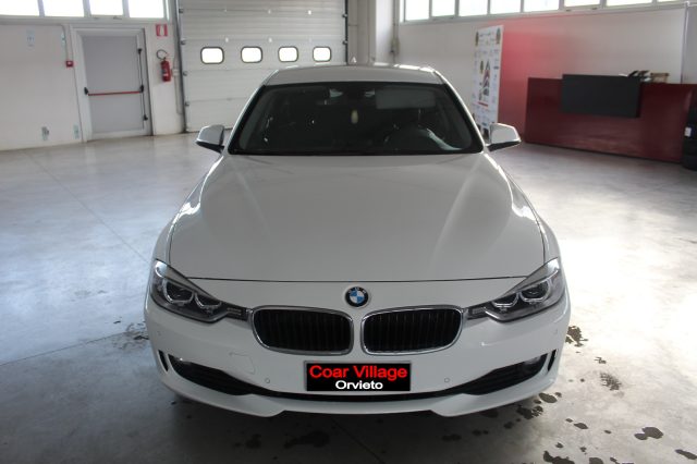 BMW 320 d Touring Immagine 1