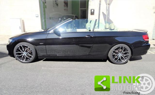 BMW 320 d cat Cabrio Attiva Immagine 1