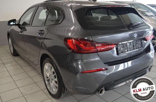 BMW 118 d 5p. Sport Line tetto Panoramico Immagine 4