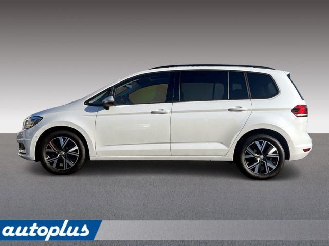 VOLKSWAGEN Touran 2.0 TDI 115 CV DSG Business BlueMotion Technology Immagine 3