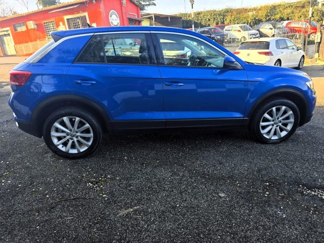 VOLKSWAGEN T-Roc 1.0 TSI         pronta consegna e visibile in sede Immagine 4