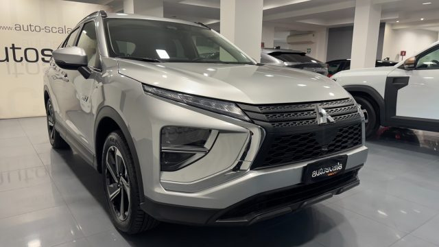 MITSUBISHI Eclipse Cross 2.4 MIVEC 4WD PHEV Intense Immagine 0