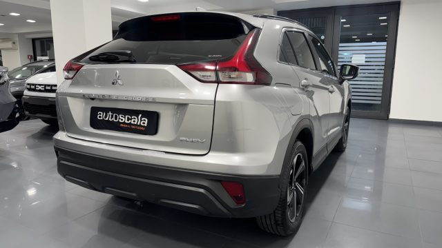 MITSUBISHI Eclipse Cross 2.4 MIVEC 4WD PHEV Intense Immagine 4