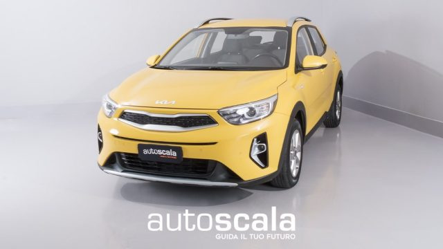 KIA Stonic 1.2 DPI Urban Immagine 2