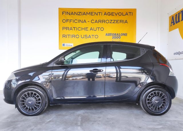 LANCIA Ypsilon 1.2 69 CV 5 porte Elefantino NEOPATENTATI Immagine 2