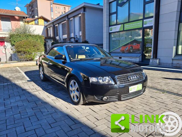 AUDI A4 Cabriolet 2.5 V6 TDI cat Immagine 0