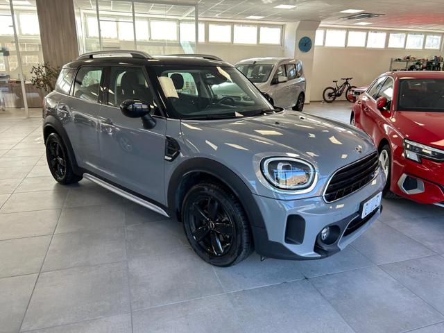 MINI Countryman 1.5 Cooper Essential Countryman Immagine 2