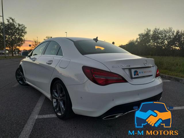 MERCEDES-BENZ CLA 200 d Automatic Premium Immagine 4