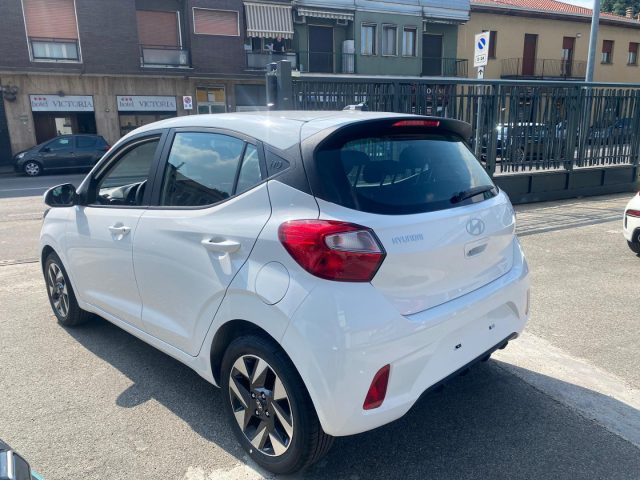 HYUNDAI i10 1.0 MPI Connectline con Retrocamera Immagine 2