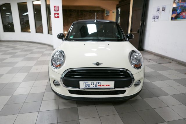 MINI Cabrio One 1.2 Boost Cabrio Immagine 1