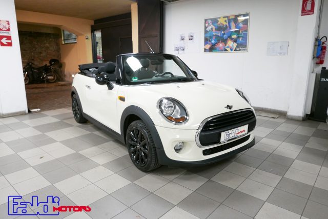 MINI Cabrio One 1.2 Boost Cabrio Immagine 0