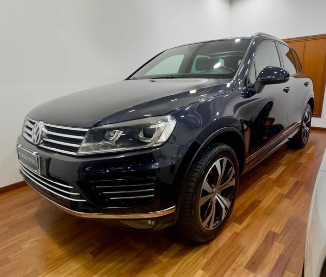 VOLKSWAGEN Touareg 3.0 TDI 204 CV tiptronic BlueMotion Sport R-LINE Immagine 0