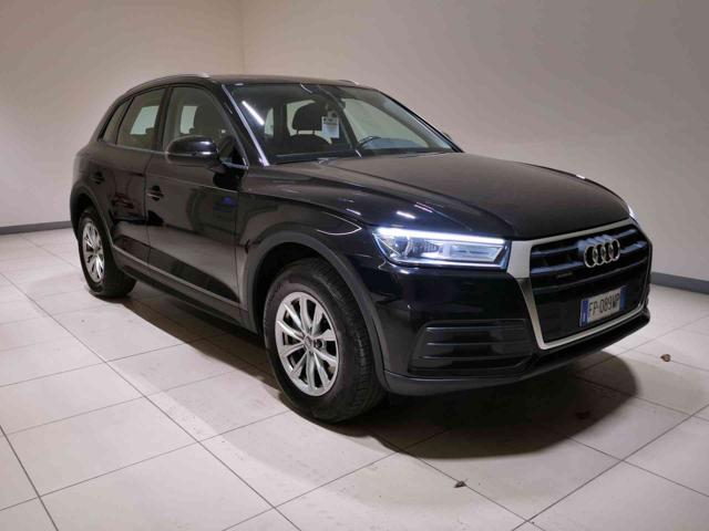 AUDI Q5 2.0 TDI quattro S tronic Business Design Immagine 2