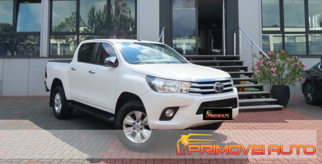 TOYOTA Hilux 2.4 D-4D 4WD 4 porte Double Cab Immagine 2