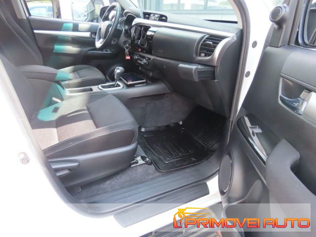 TOYOTA Hilux 2.4 D-4D 4WD 4 porte Double Cab Immagine 1