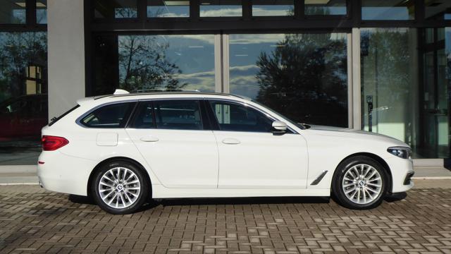 BMW 520 d xDrive Touring Luxury Autom. Immagine 3