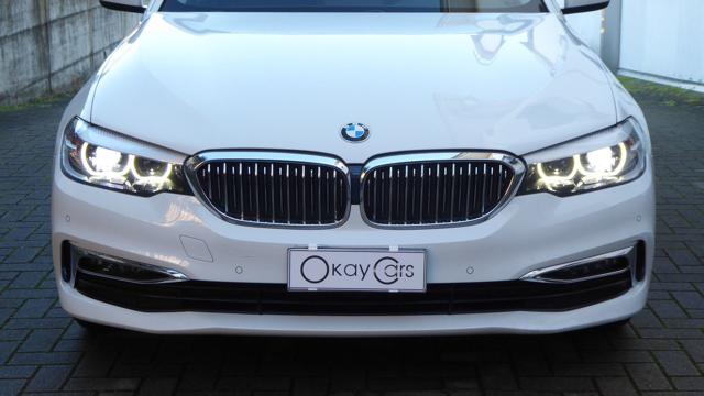 BMW 520 d xDrive Touring Luxury Autom. Immagine 4