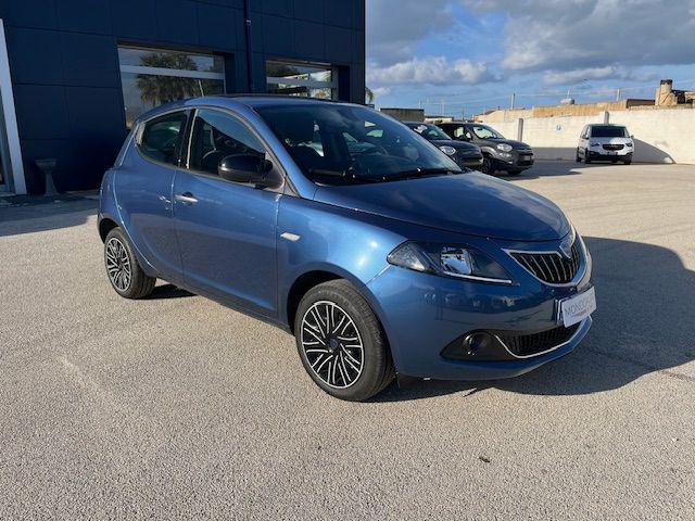 LANCIA Ypsilon 1.0 FireFly 5 porte S&S Hybrid Gold Immagine 1