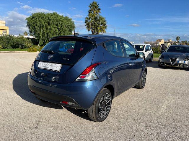 LANCIA Ypsilon 1.0 FireFly 5 porte S&S Hybrid Gold Immagine 2