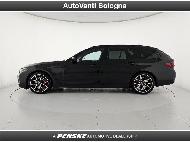 BMW 520 d 48V Touring Msport Immagine 2