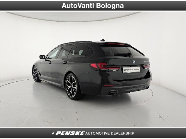 BMW 520 d 48V Touring Msport Immagine 3