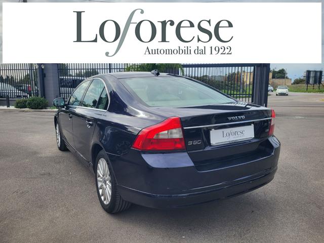 VOLVO S80 2.4 D5 185 CV aut. Executive Immagine 2