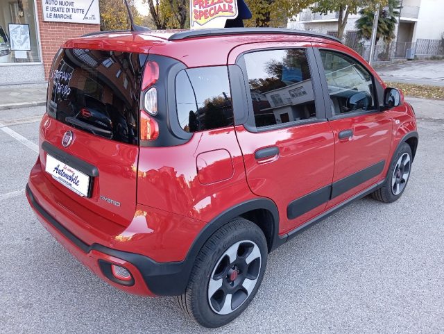 FIAT Panda Cross 1.0 FireFly S&S Hybrid 5 POSTI OK NEOPATENTATI Immagine 3