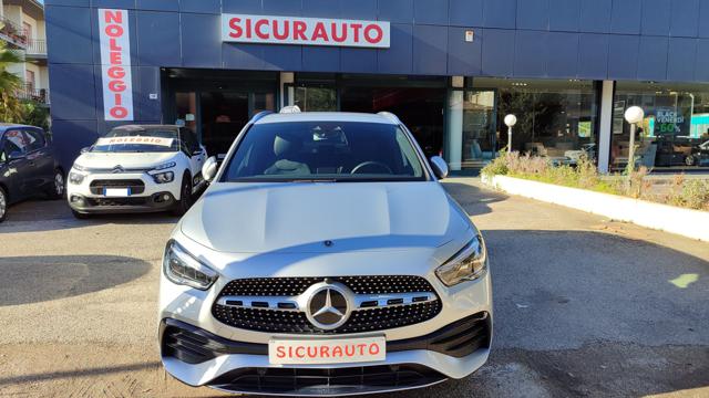 MERCEDES-BENZ GLA 200 d Automa Premium AMG "MULTIBEAM"NAVI"CAMERA"KEYLES Immagine 0