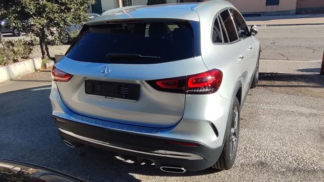 MERCEDES-BENZ GLA 200 d Automa Premium AMG "MULTIBEAM"NAVI"CAMERA"KEYLES Immagine 2