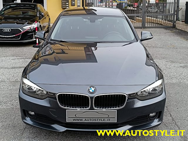 BMW 320 d xDrive Touring STEPTRONIC/AUTOMATICA F31 Immagine 2