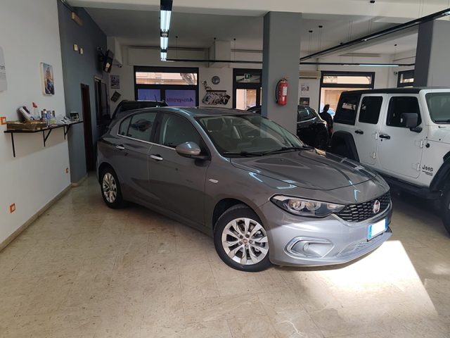 FIAT Tipo 1.6 Mjt S&S DCT 5 porte Business Immagine 0