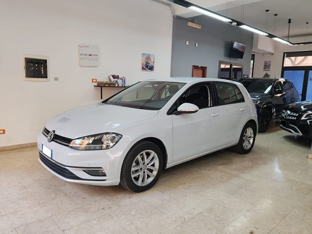 VOLKSWAGEN Golf 1.6 TDI 115 CV 5p. Highline BlueMotion Technology Immagine 2