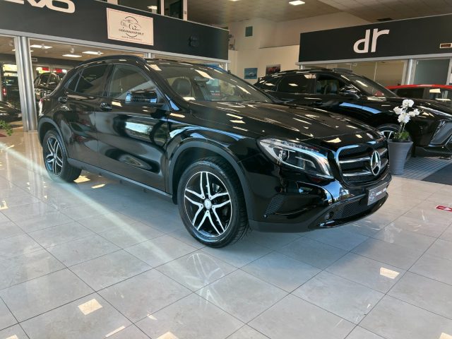 MERCEDES-BENZ GLA 200 d Automatic 4Matic Sport NIGHT EDITION Immagine 4